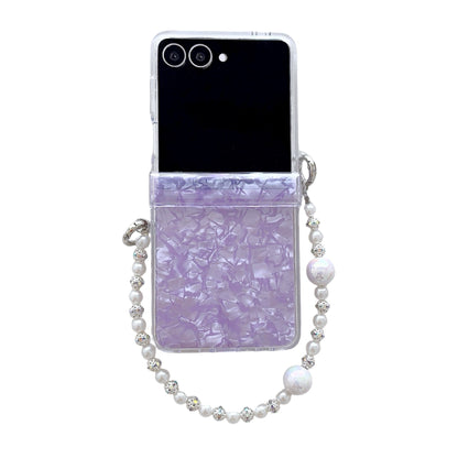 Solid-color shell with shell patterns for mobile phones