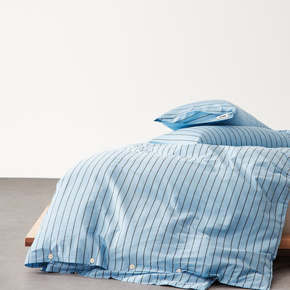 Solid-color striped duvet cover
