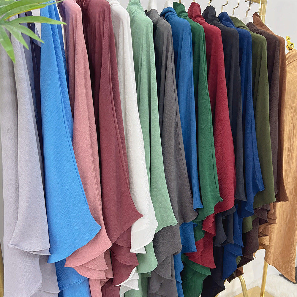 Solid-colored headscarf