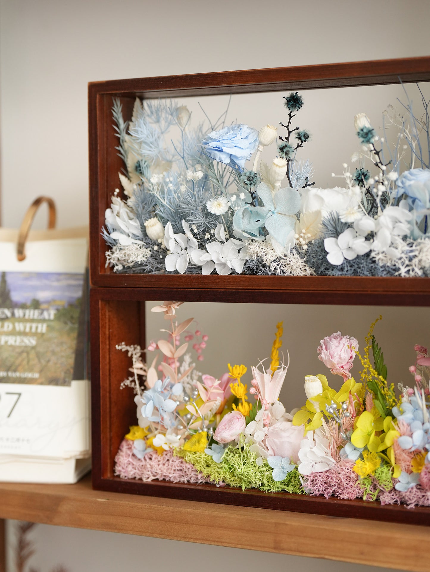 Solid Wood Preserved Flower Photo Frame Home Decoration Gift