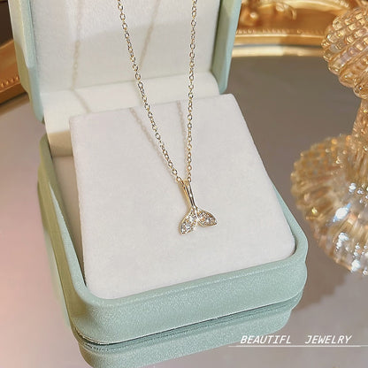 South Korea Hot-selling Accessories Niche Collarbone Chain Super Fairy All-match Pendant Light Luxury Necklace Chain New Style Titanium Steel Necklace Jewelry for Women