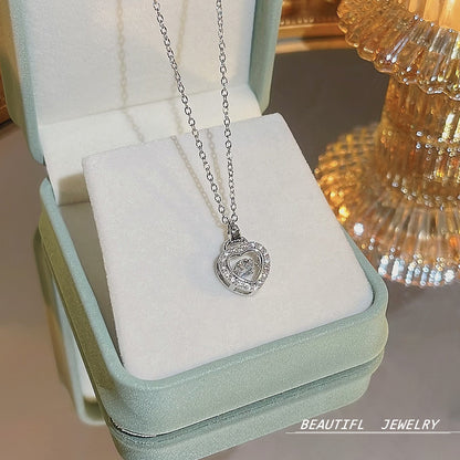 South Korea Hot-selling Accessories Niche Collarbone Chain Super Fairy All-match Pendant Light Luxury Necklace Chain New Style Titanium Steel Necklace Jewelry for Women