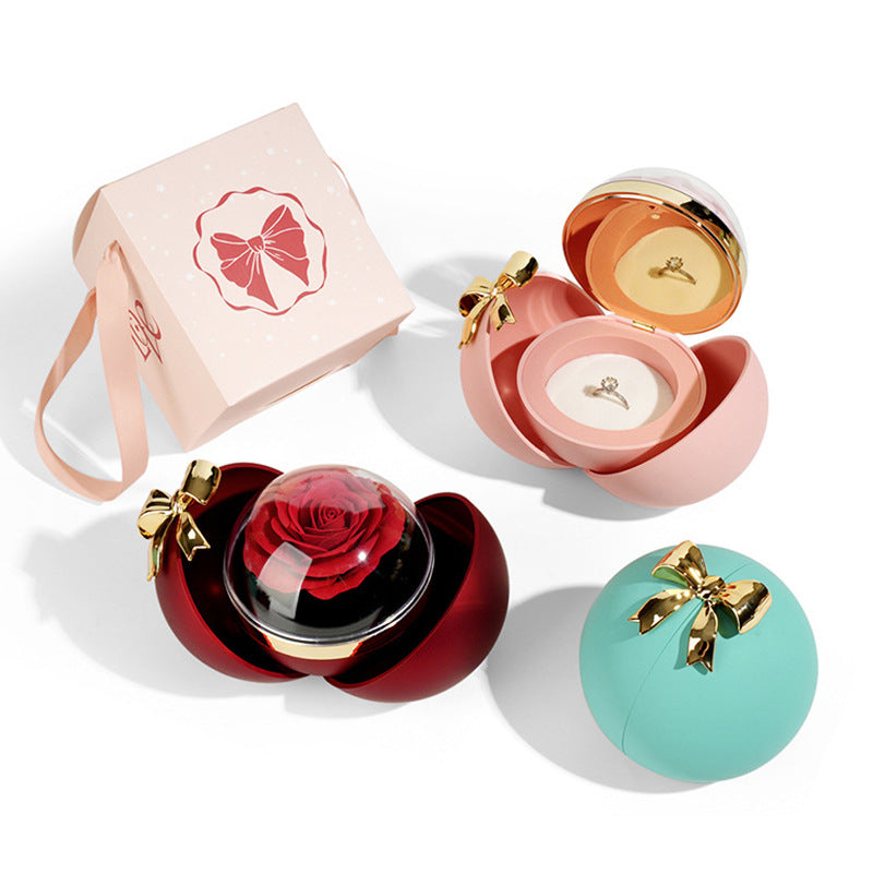 Spherical necklace box