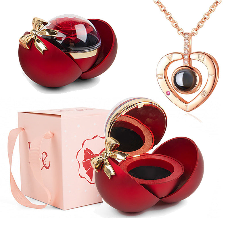 Spherical necklace box