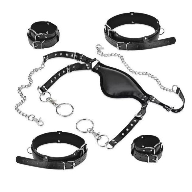 Split-leg with leather and iron chain