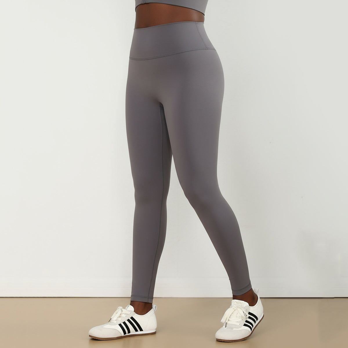 Sports fitness pants
