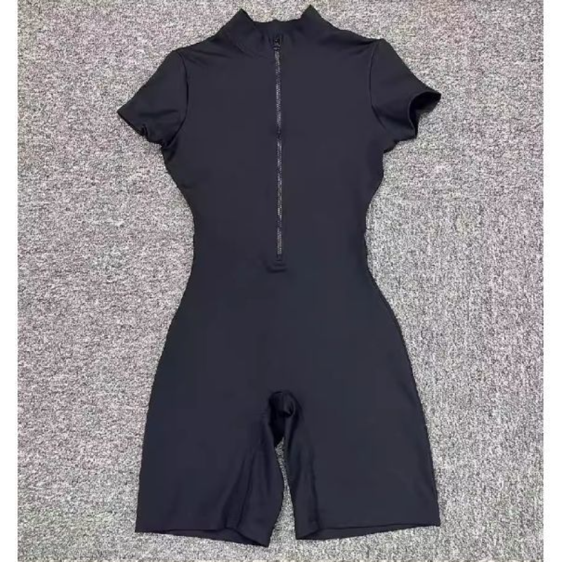 Sports one-body shorts