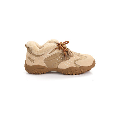 Sports shoes