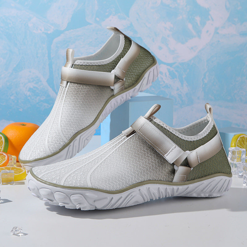 sports shoes