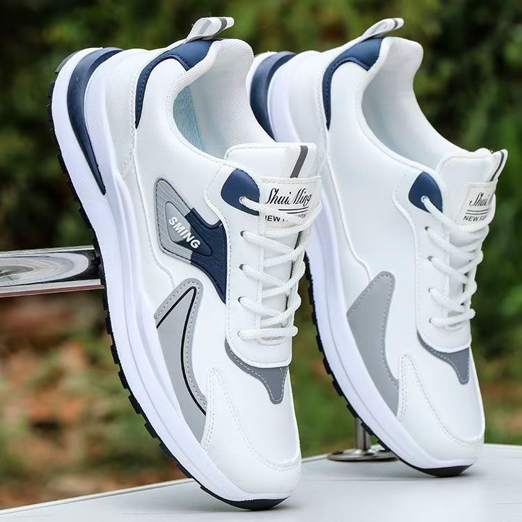 Sports Shoes
