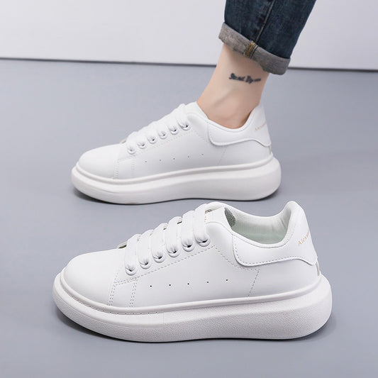 Sports Shoes