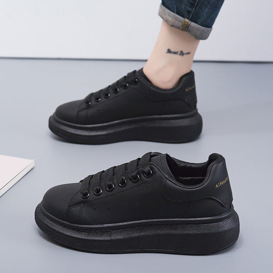 Sports Shoes