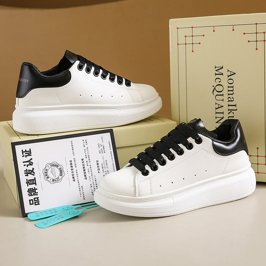 Sports Shoes