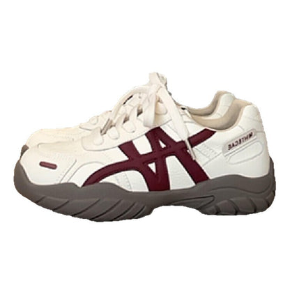 sports shoes