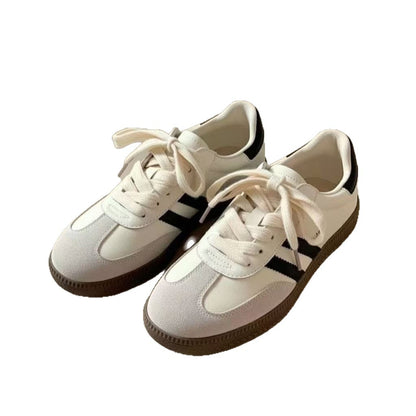 sports shoes