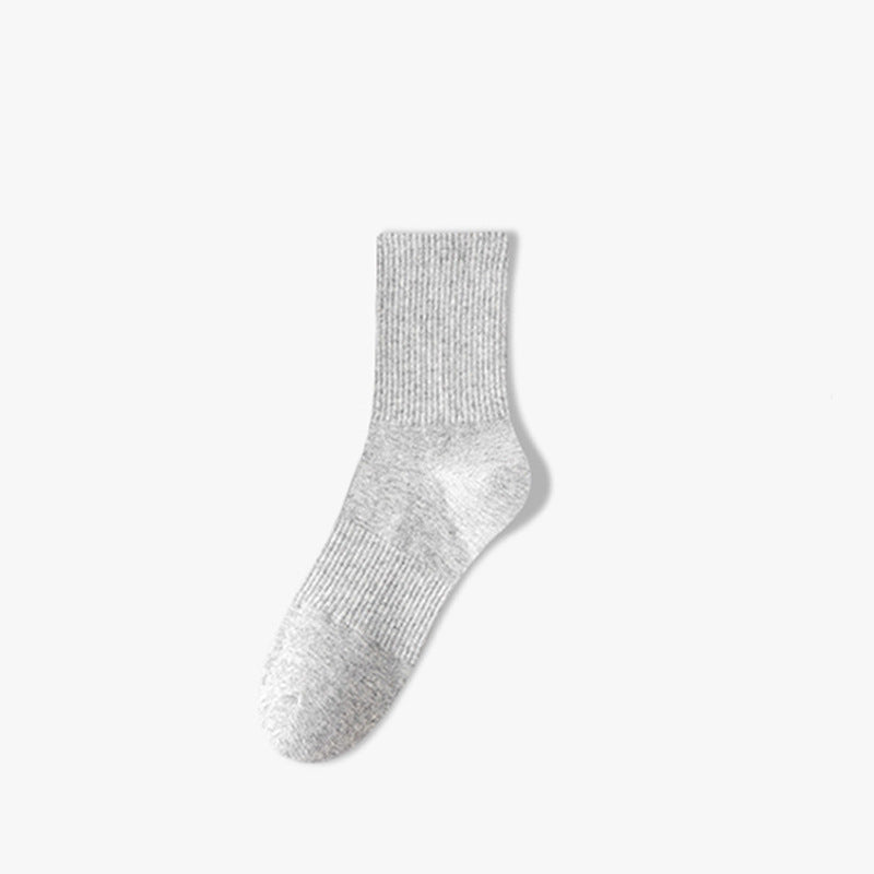 Sports sweat-absorbing and antibacterial socks
