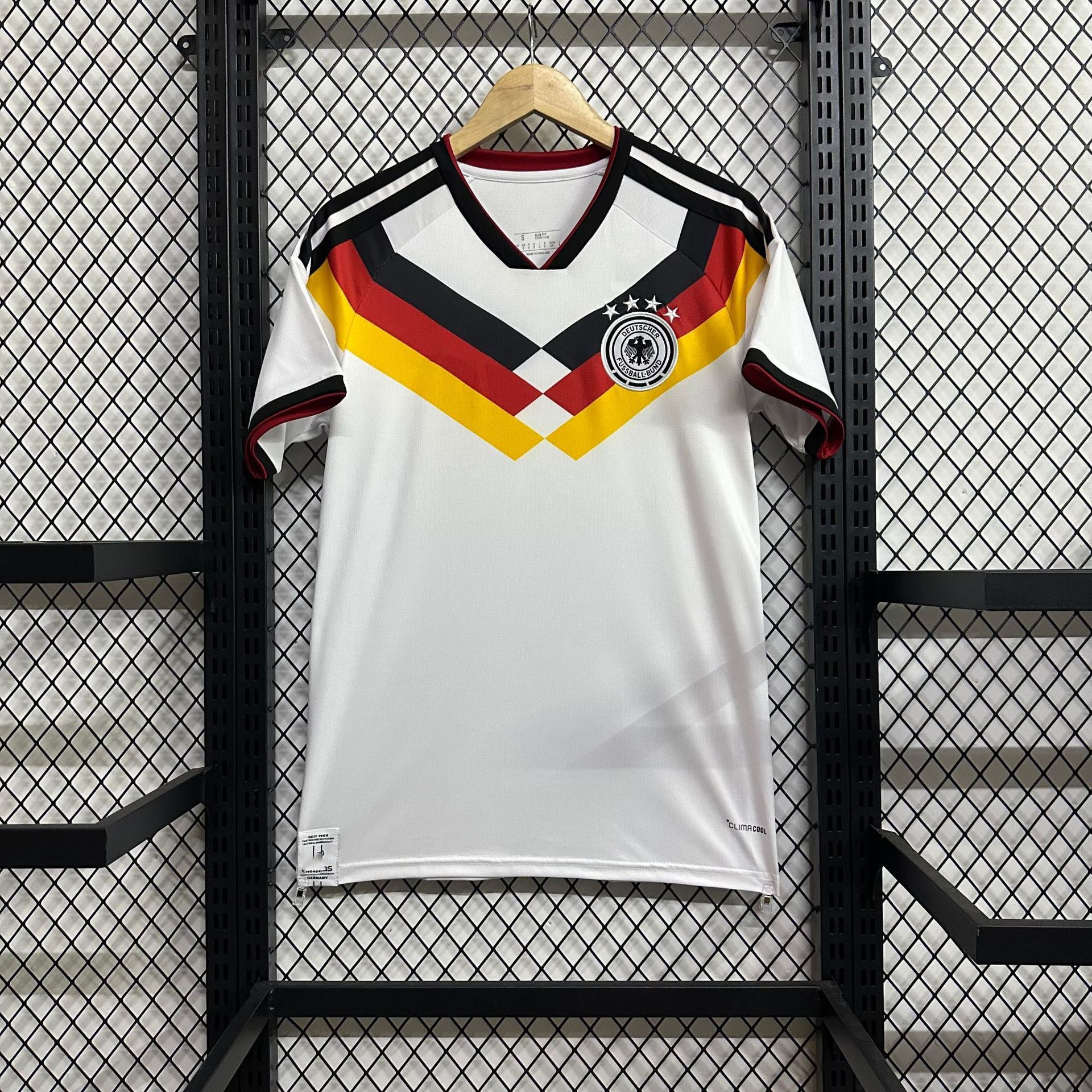 Sports Top