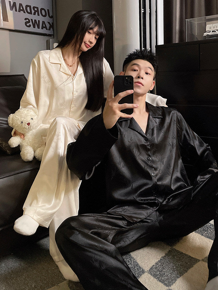 Spring and autumn pajamas