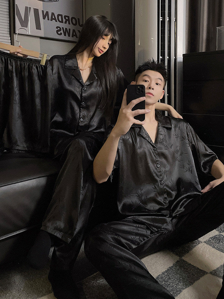 Spring and autumn pajamas