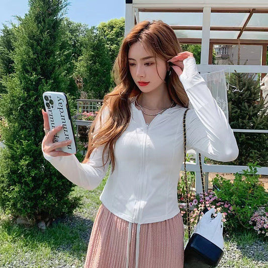 Spring and summer sun-protective clothing