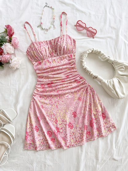 Spring/Summer New French Floral Strapless Dress with Waist-Cinching Design, Perfect for Vacations and Stylishly Sexy