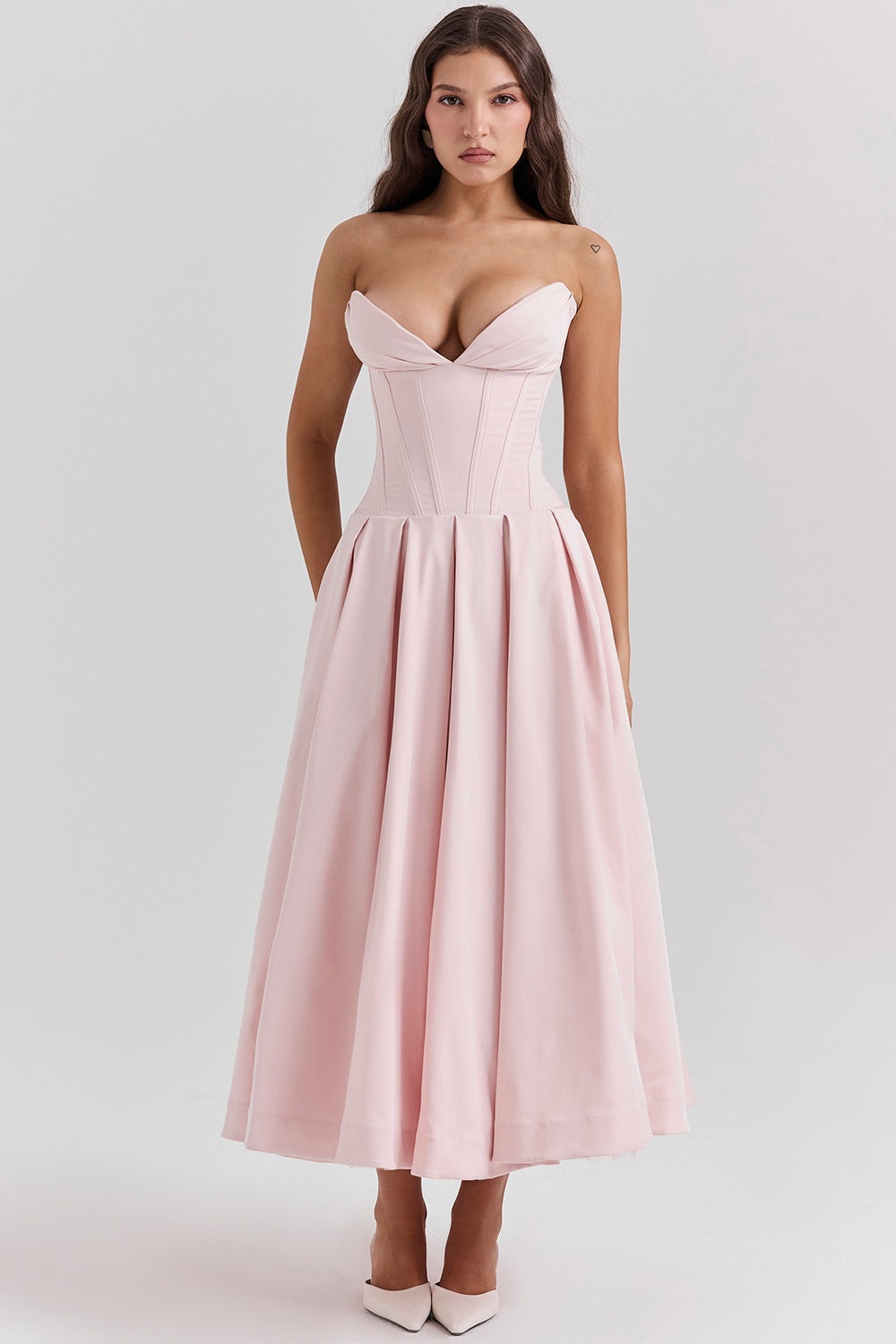 Spring women's dress, a sexy and hot girl sleeveless mid-length solid color strapless dress