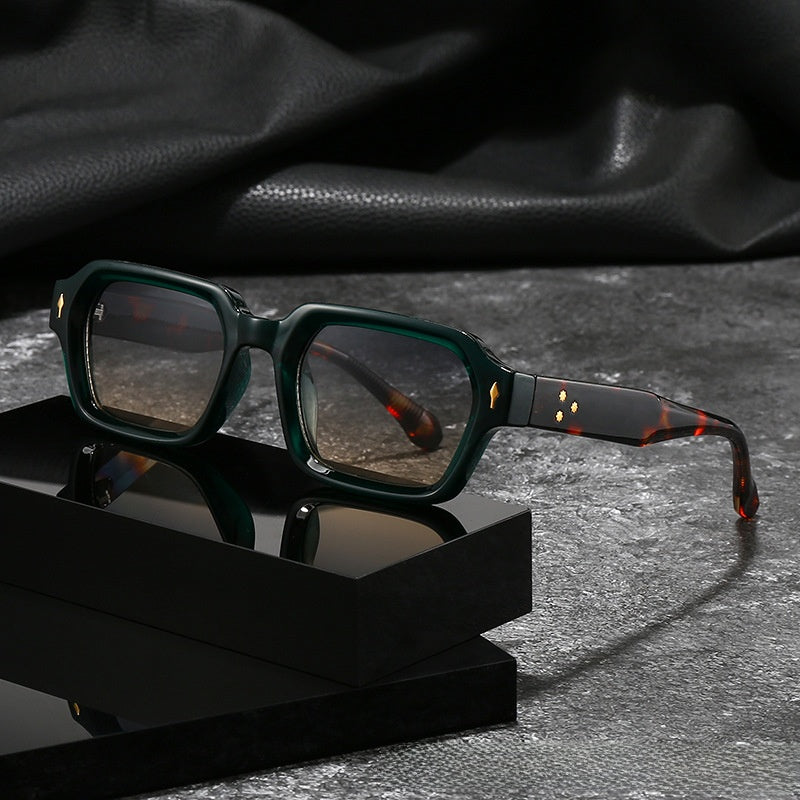 Square Frame Retro Sunglasses
