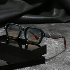 Black Frame Black Gray Lens