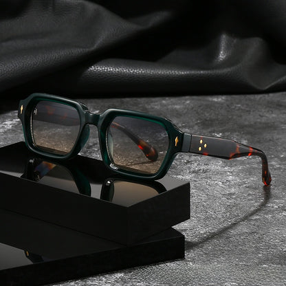 Square Frame Retro Sunglasses