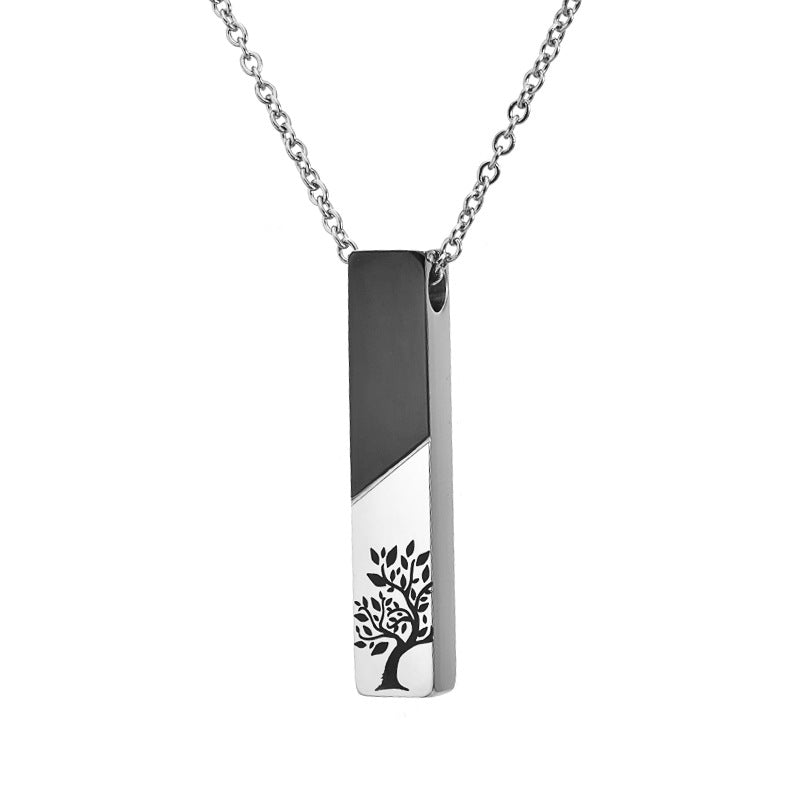 Square-shaped necklace