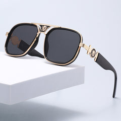 Black gold frame black and gray pieces