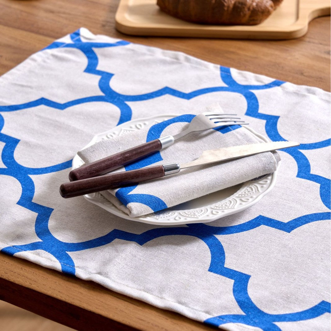 Square tablecloth