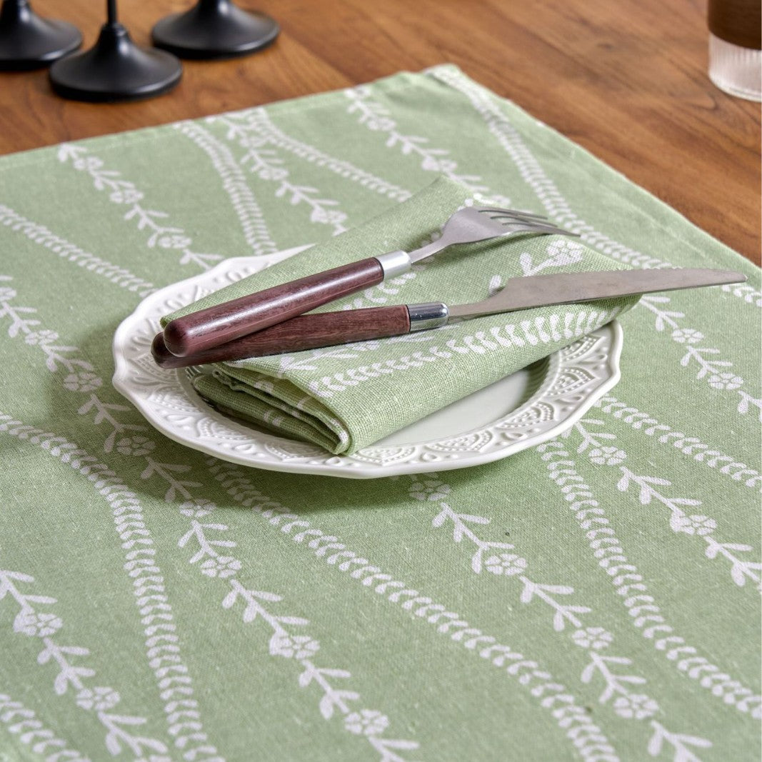 Square tablecloth