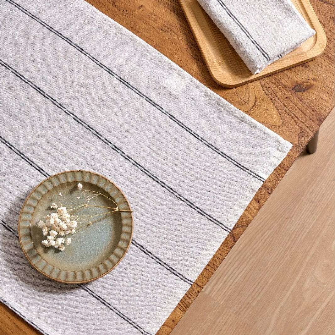 Square tablecloth