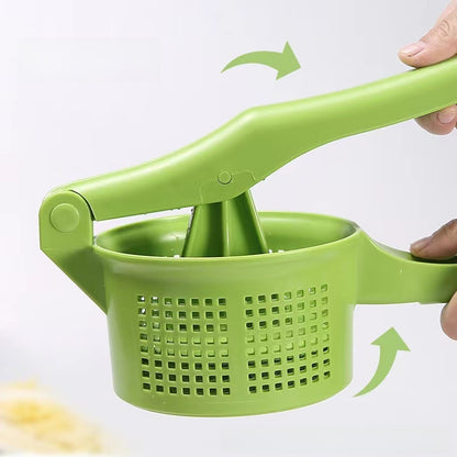 Squeezing vegetable machine