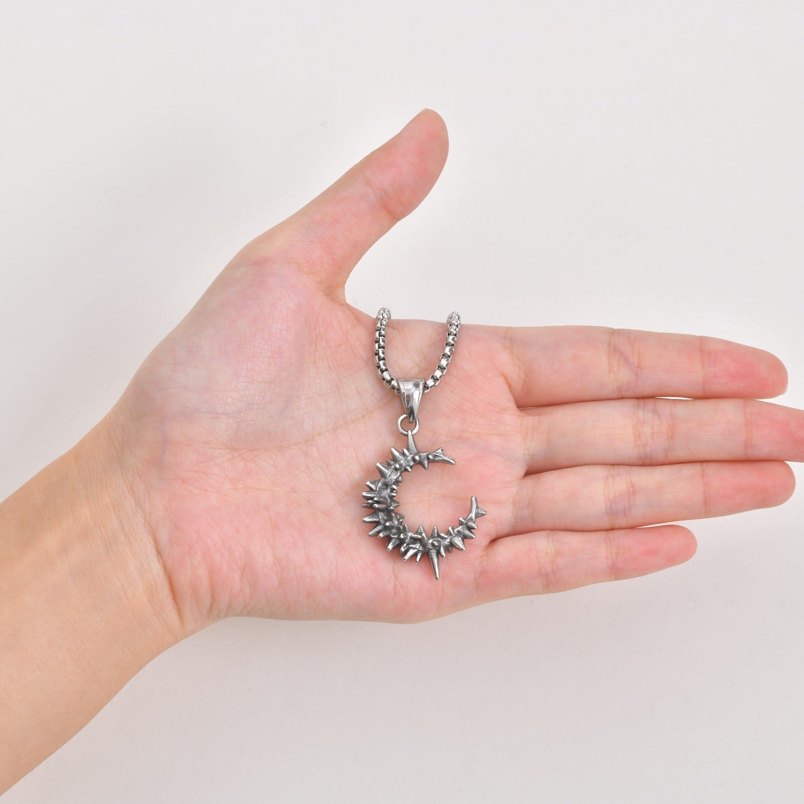 Stainless Steel Hip Hop Pendant C-Shaped Thorn Necklace