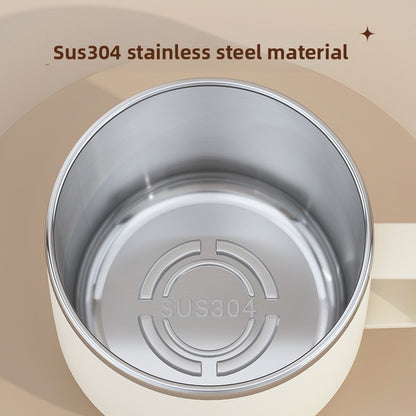 Stainless steel water bottle with lid