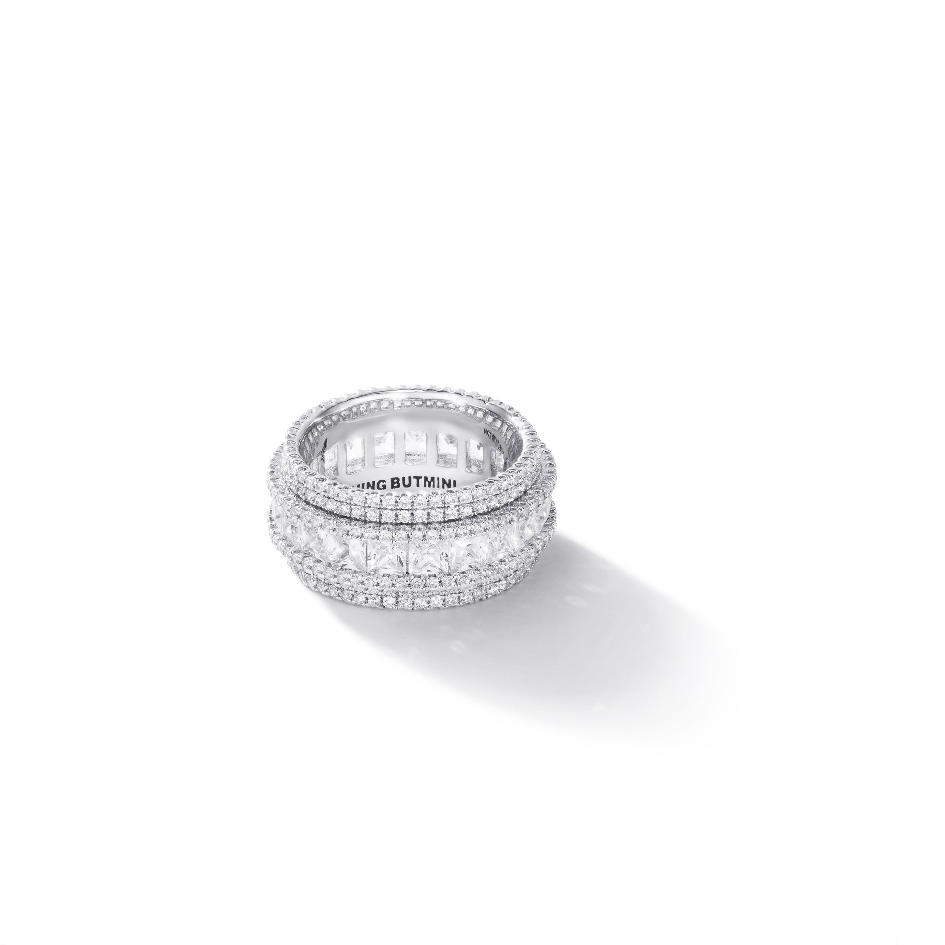 Star Ring with Light Luxury Design