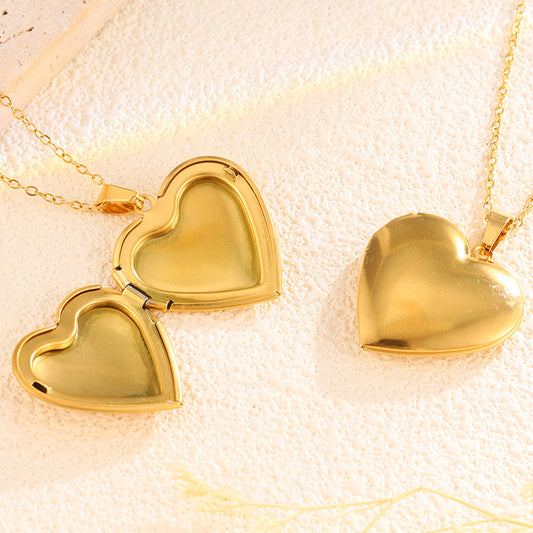 Steel necklace - Luxury and niche style