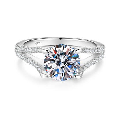 Sterling silver moissanite ring