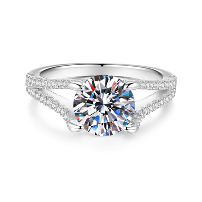 Sterling silver moissanite ring