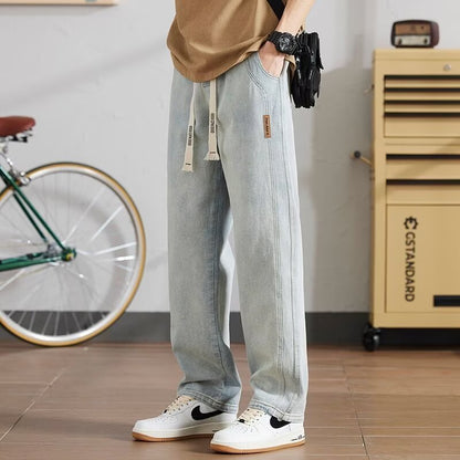 Straight Jeans