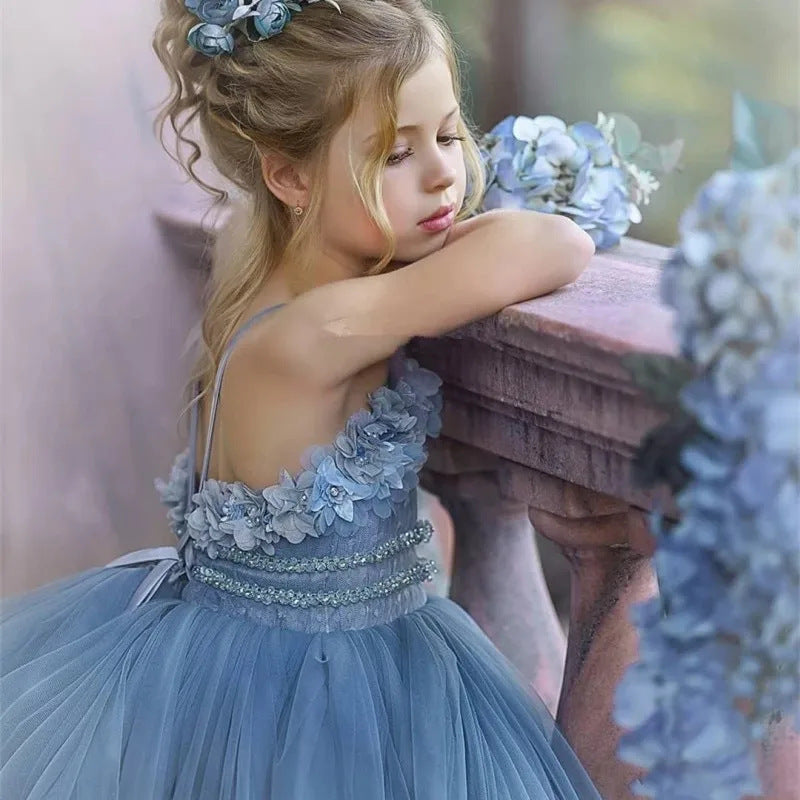 Strap princess dress