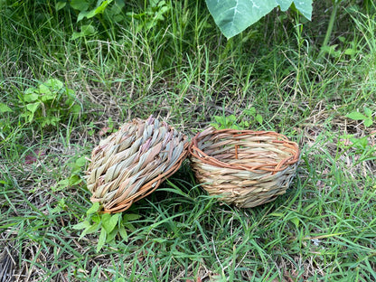 Straw birdhouse