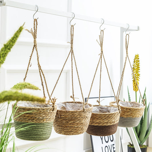 straw flowerpot