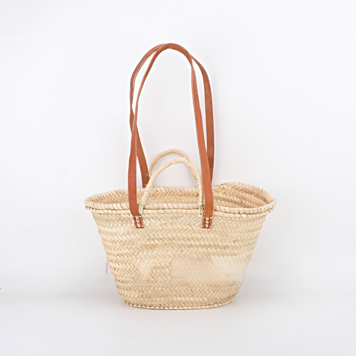 Straw handbag
