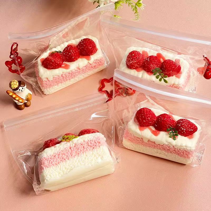 Strawberry cake squeeze