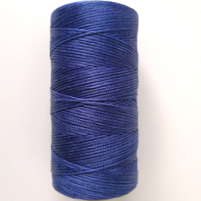 String weaving and sewing with wax thread