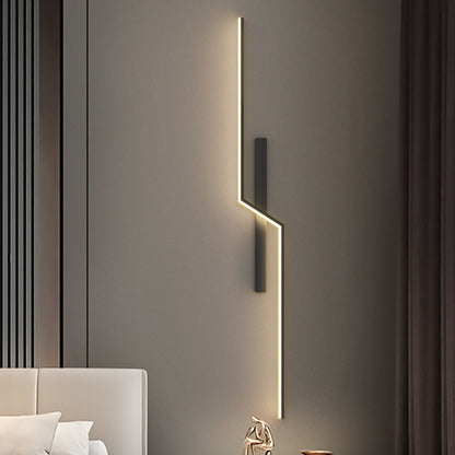 Strip light