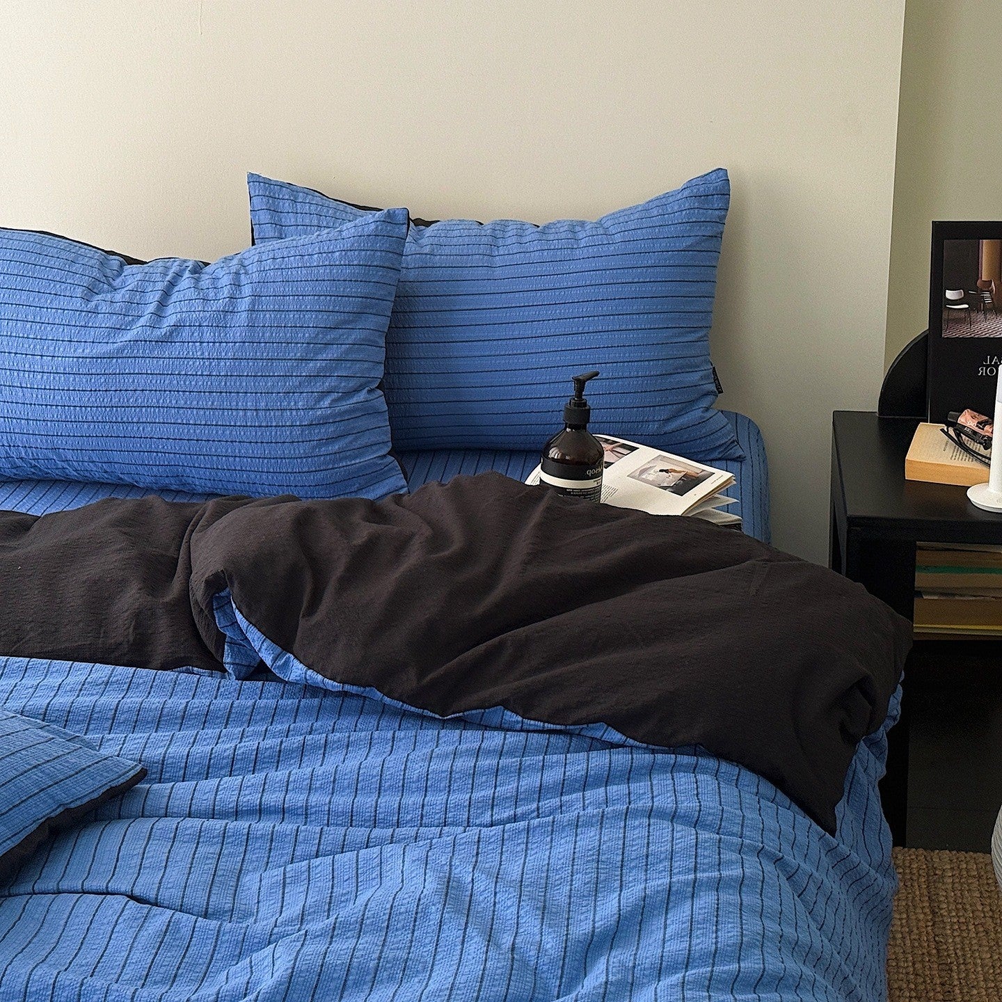 Striped Polyester Bedding Set